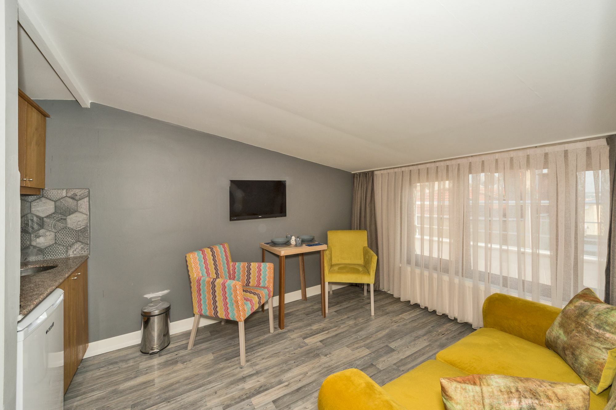 Cirrus Suites Tomtom Istanbul Exterior foto