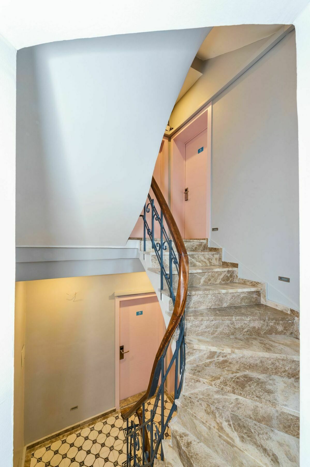 Cirrus Suites Tomtom Istanbul Exterior foto