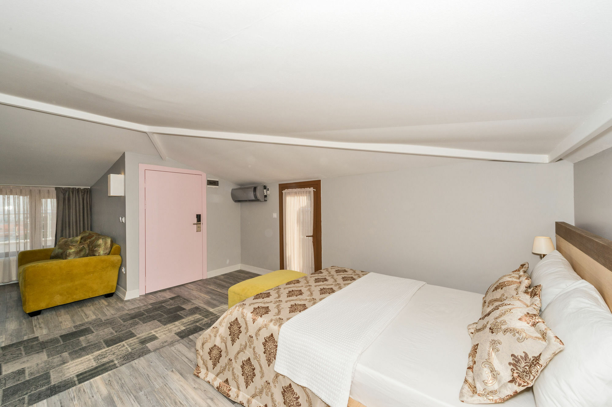 Cirrus Suites Tomtom Istanbul Exterior foto